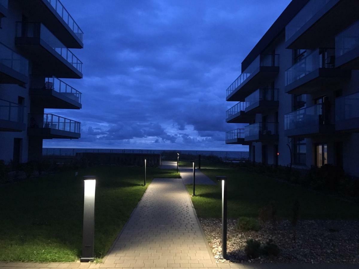 Apartament Morski Widok Gardenia Dziwnów Esterno foto